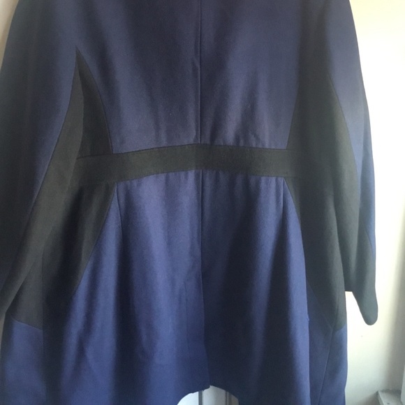 Bass European Car Coat - Picture 7 of 10